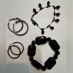 Black Bead Jewelry Set - Bracelets and Earrings